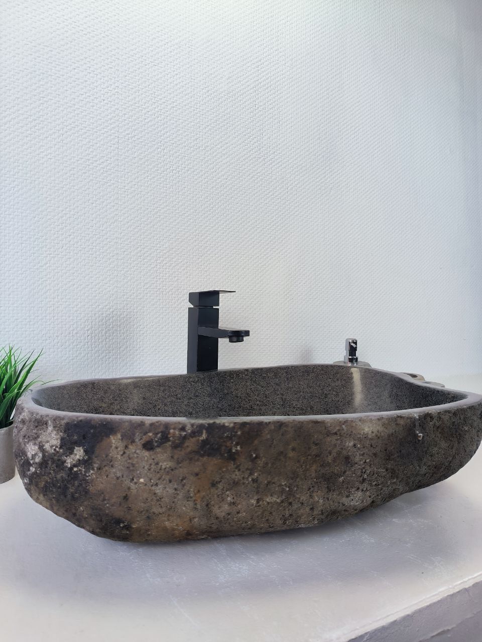 Раковина из речного камня RS-66197 62х40х16 из натурального камня