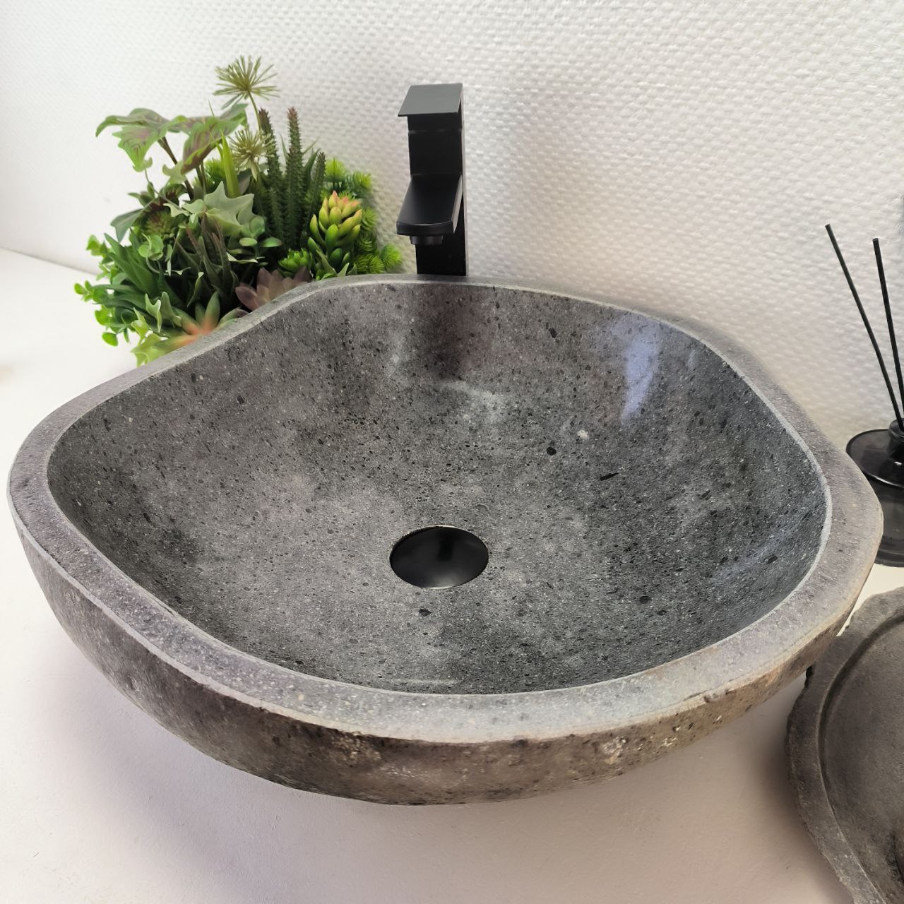 2lhmrgpmjzueks1q4une863pf8o8itiz