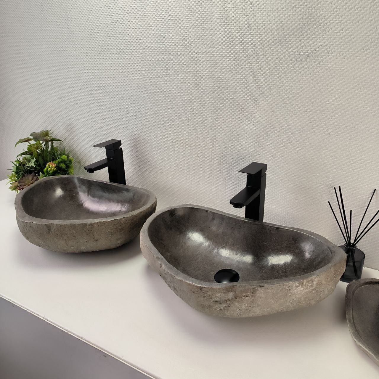 jxrnched1zwlec3626tnyc11bp7hn0cc