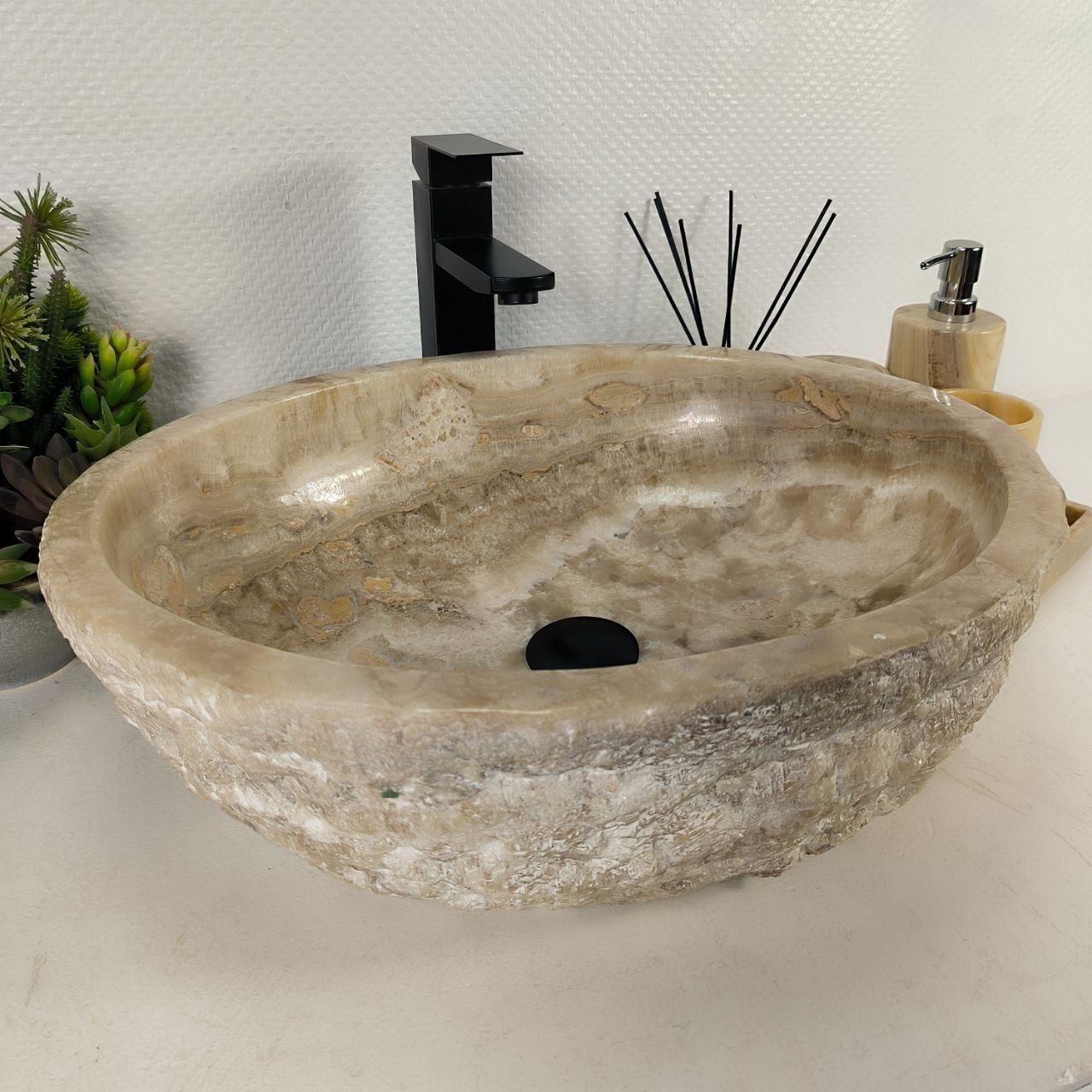 k1e1j2m3cq7scy1rs21lbjkrs75e0yc4