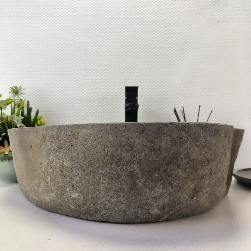 Раковина из речного камня RS-63550 (61*46*16) из натурального камня