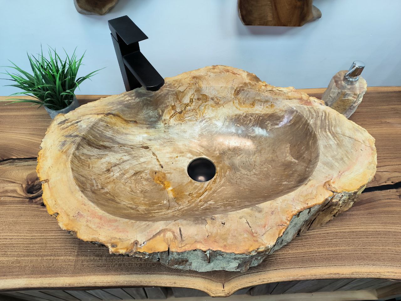 photo_2025-05-18_14-56-00 (2)