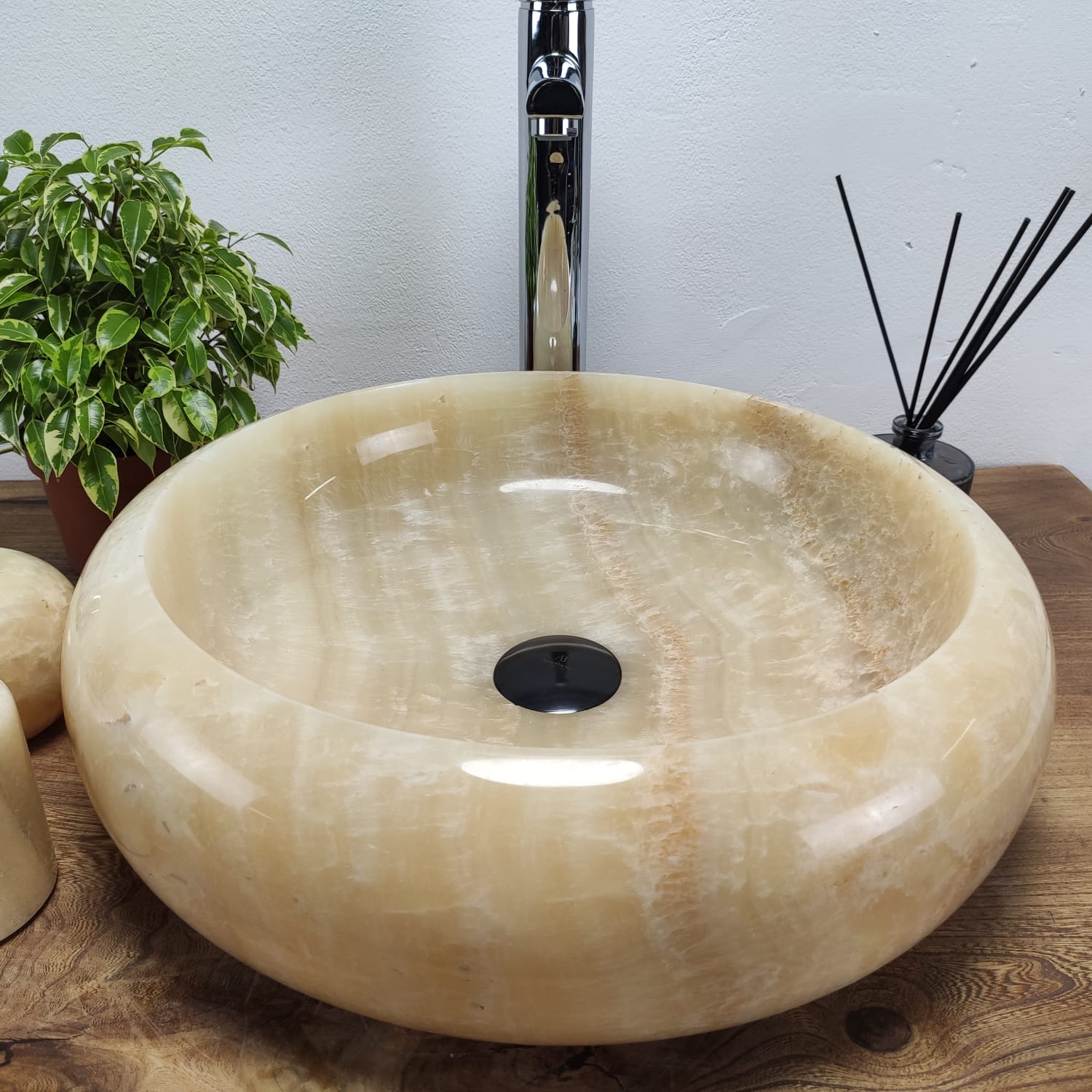 hlu1c6xznocq48yfphiusdznfrzoencn