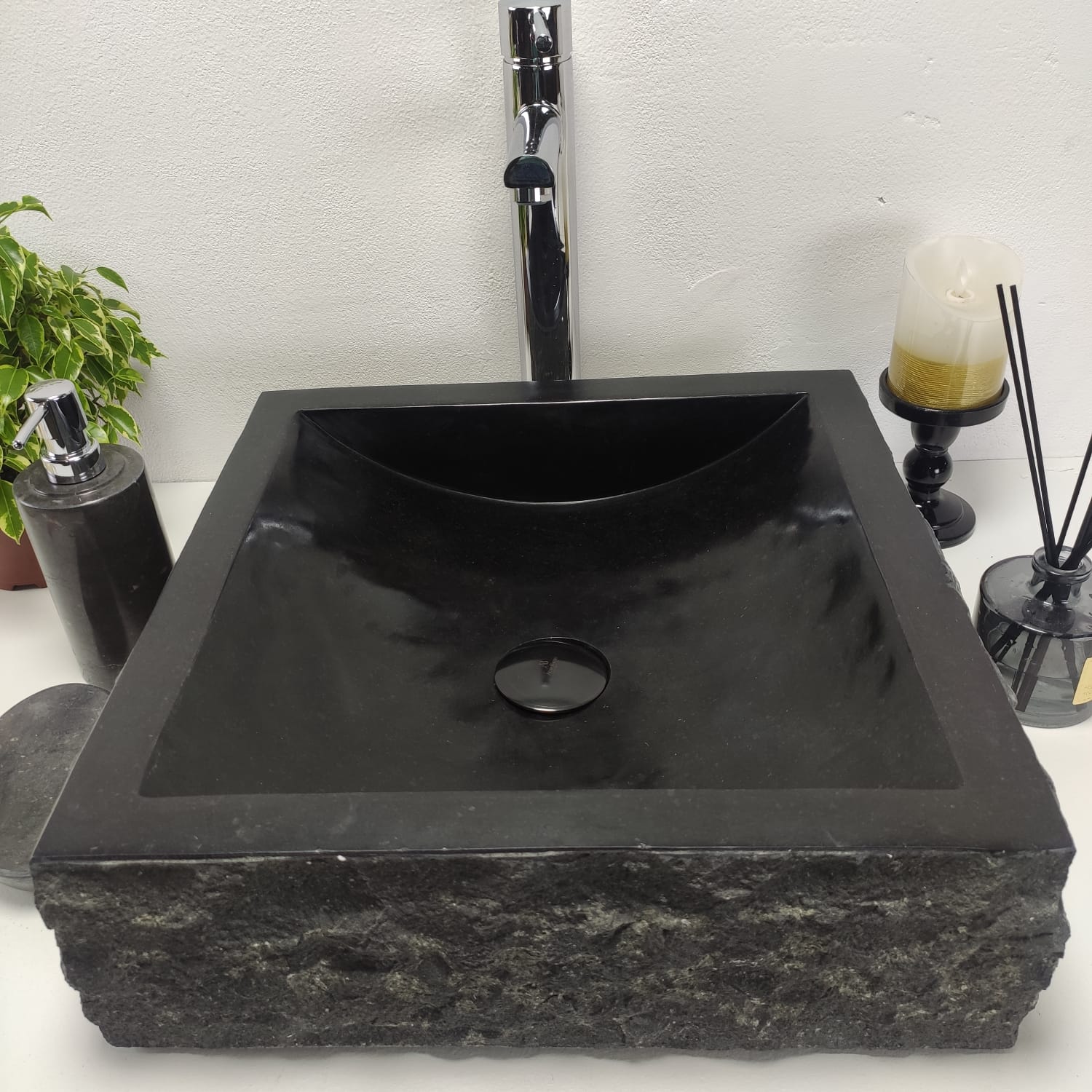 rnndo66kl7mbha0kim72ntkmgh6hqa2l