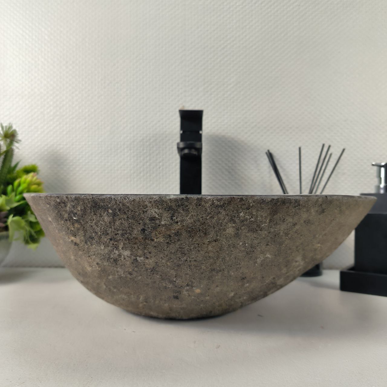 n34e7y8bf2ctbkgy7dbdn75xupp3bsc8