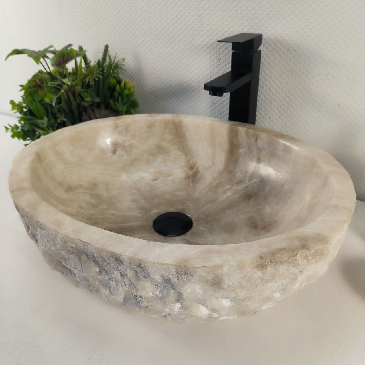 ilm56jsltbkssf607blu5jgkahfh7om2