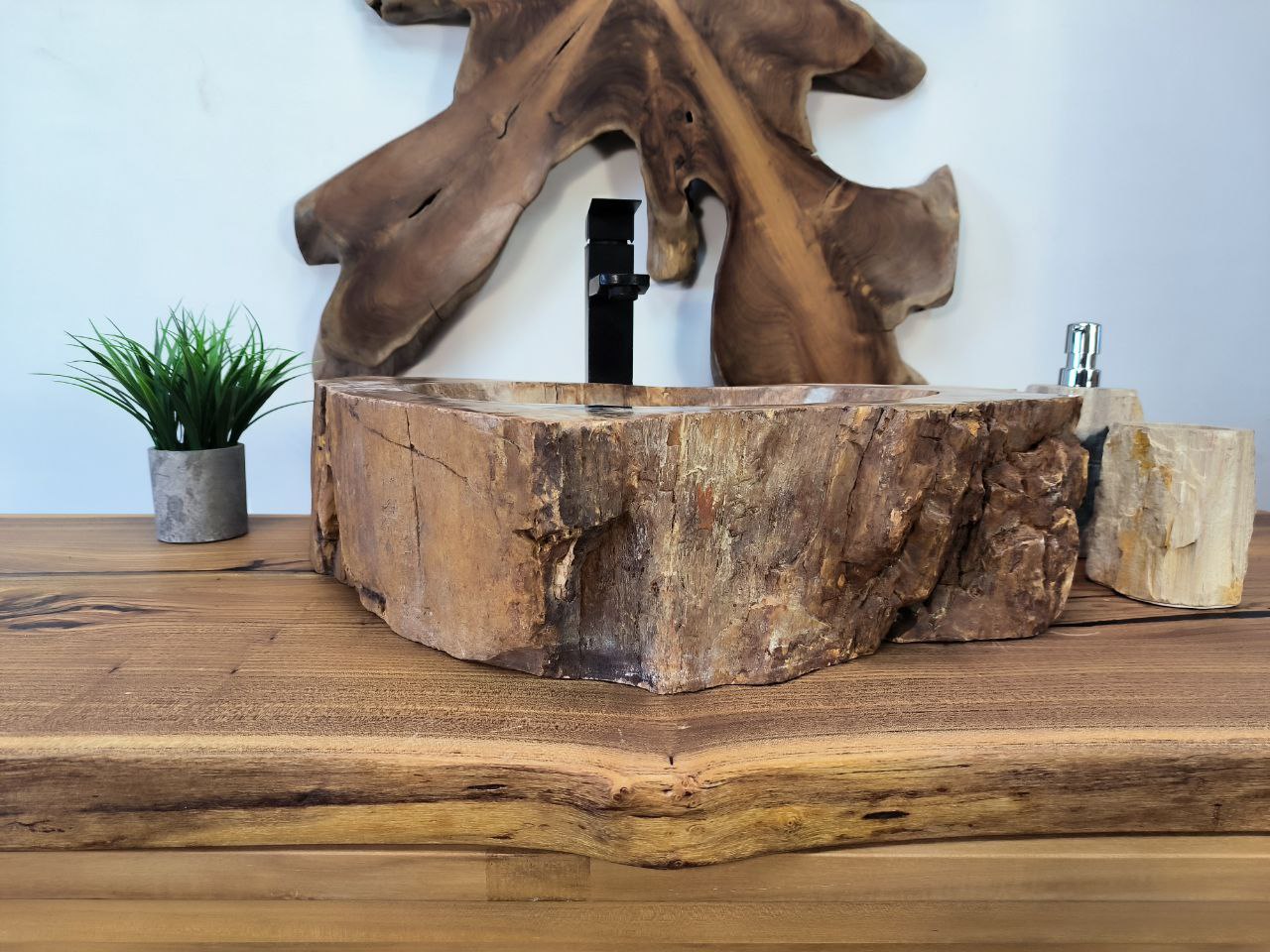 photo_2025-05-15_09-49-21