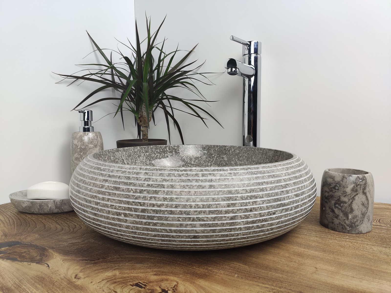 3859934004eadc5caa00601010c87ef8