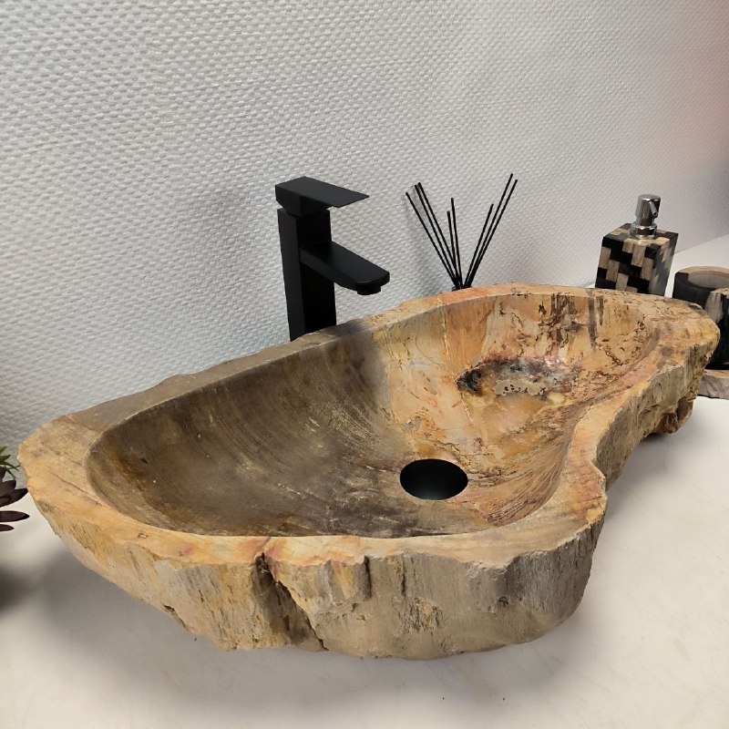 kwjg1pyghe1o9mmu8huqen05j1p1hgtw