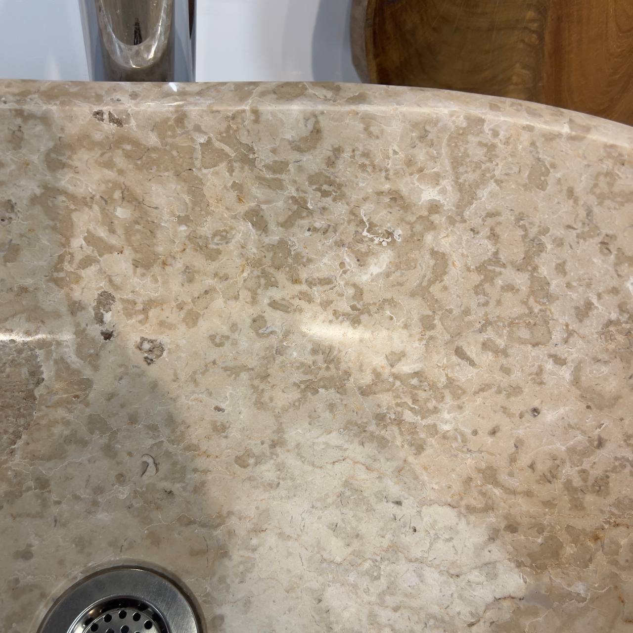 Раковина из мрамора Oval Cream OM-66795 60*40*18 из натурального камня