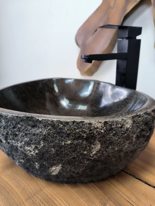 021b839a-0846-4e19-9bf9-0a1b3f05d7e9