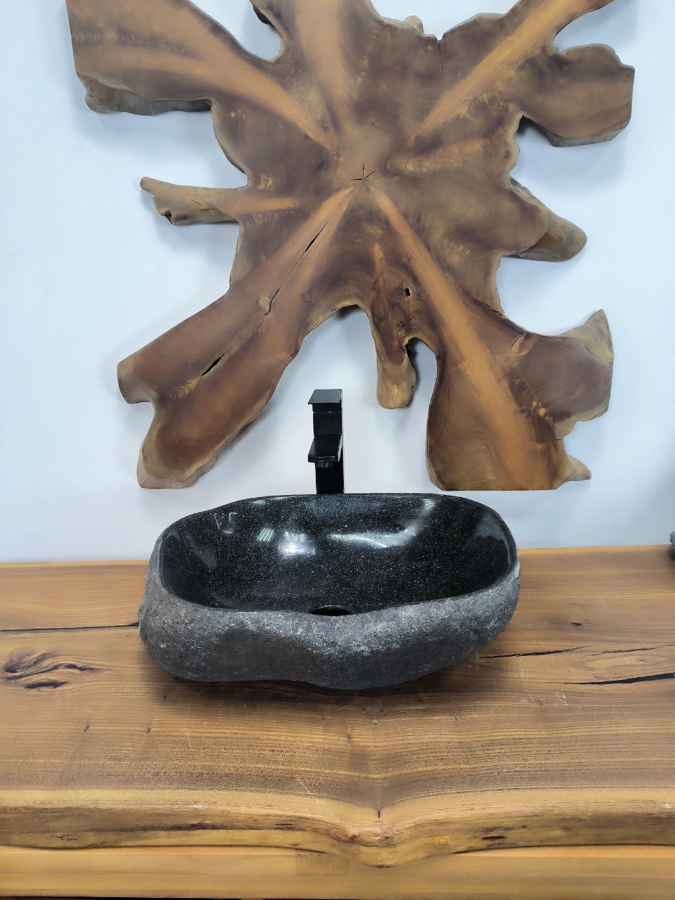 928b9e54-5f5b-4e54-a854-4efa30180a69