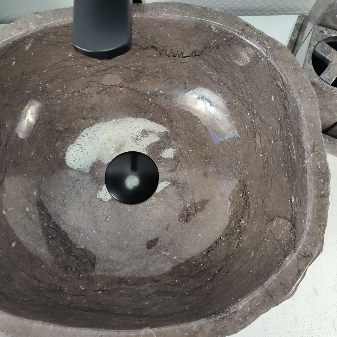 2lm3j8a4n43kwcyvix2vn9ef30qzl5f9