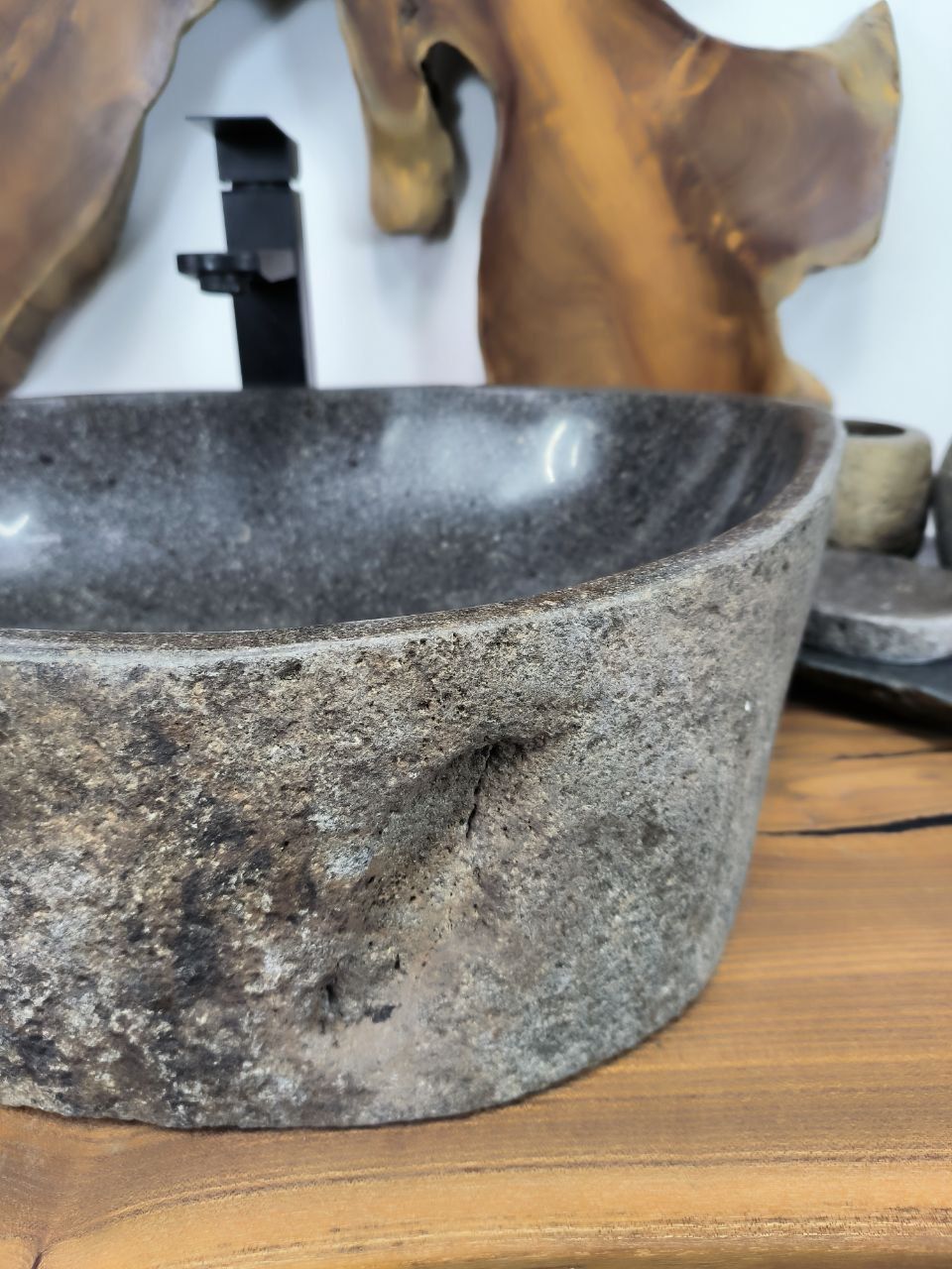 Раковина из речного камня RS-66346 60х40х15 из натурального камня