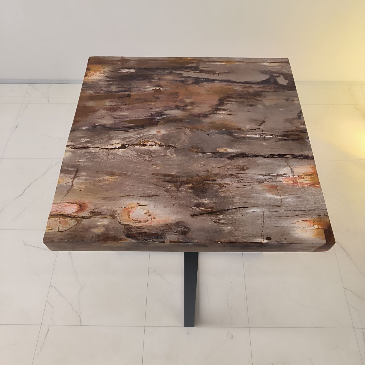 Столешница из окаменелого дерева ST-64191 Палу 60*60*5