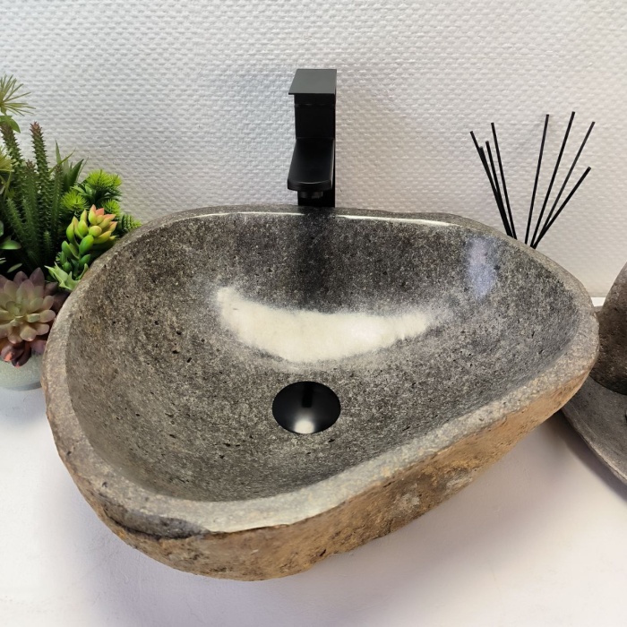 afd7uqdnqlm8zncq2n9sc5ge2f2ucr5z