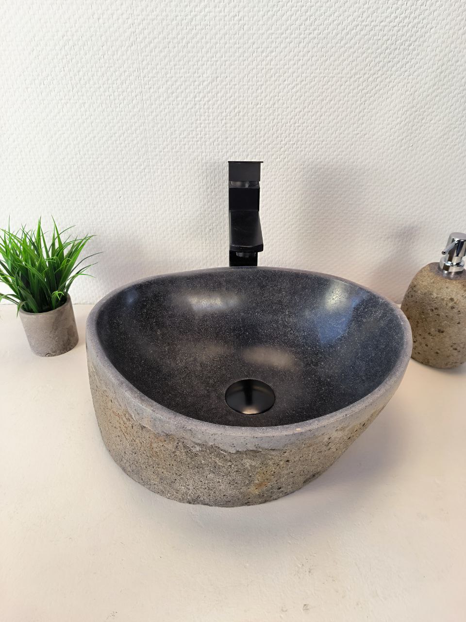 photo_2025-05-28_16-52-04