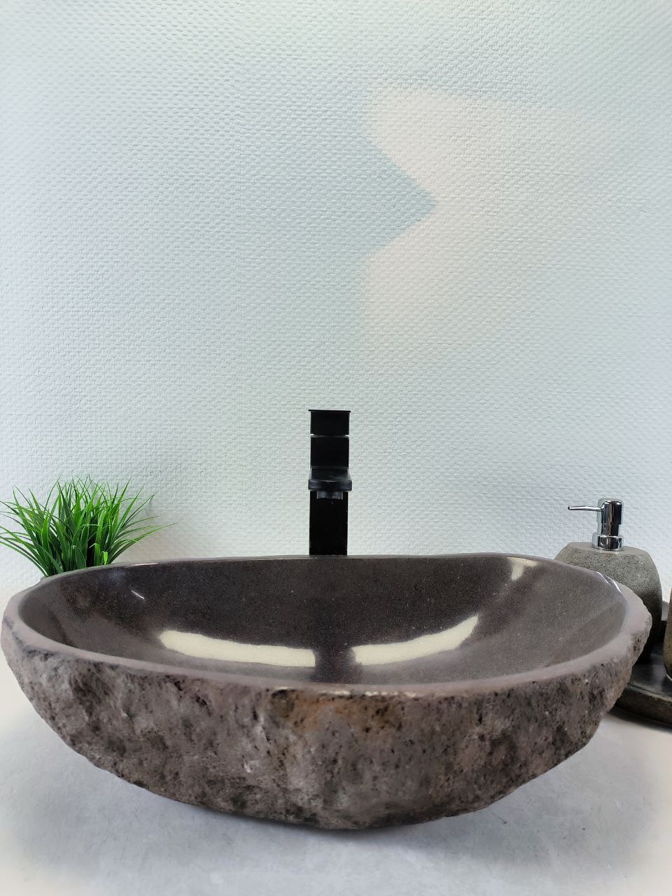 1fbb9370-16a4-4700-8b7b-bbb720588a3a