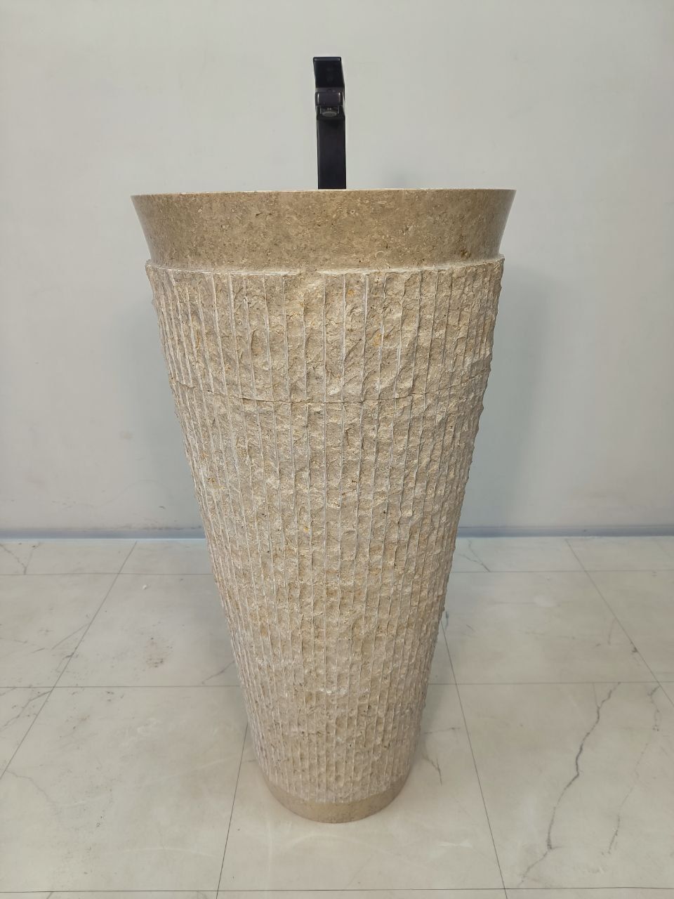 Раковина напольная из мрамора Pedestal Cream Marmo MN-65935 45х45х90 из натурального камня