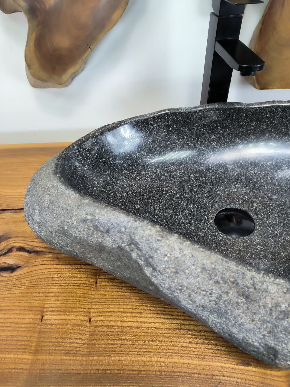 Раковина из речного камня RS-66564 63х45х15 из натурального камня