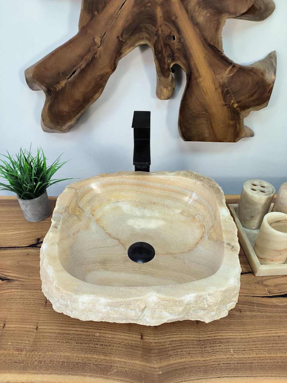 photo_2025-05-15_17-21-27