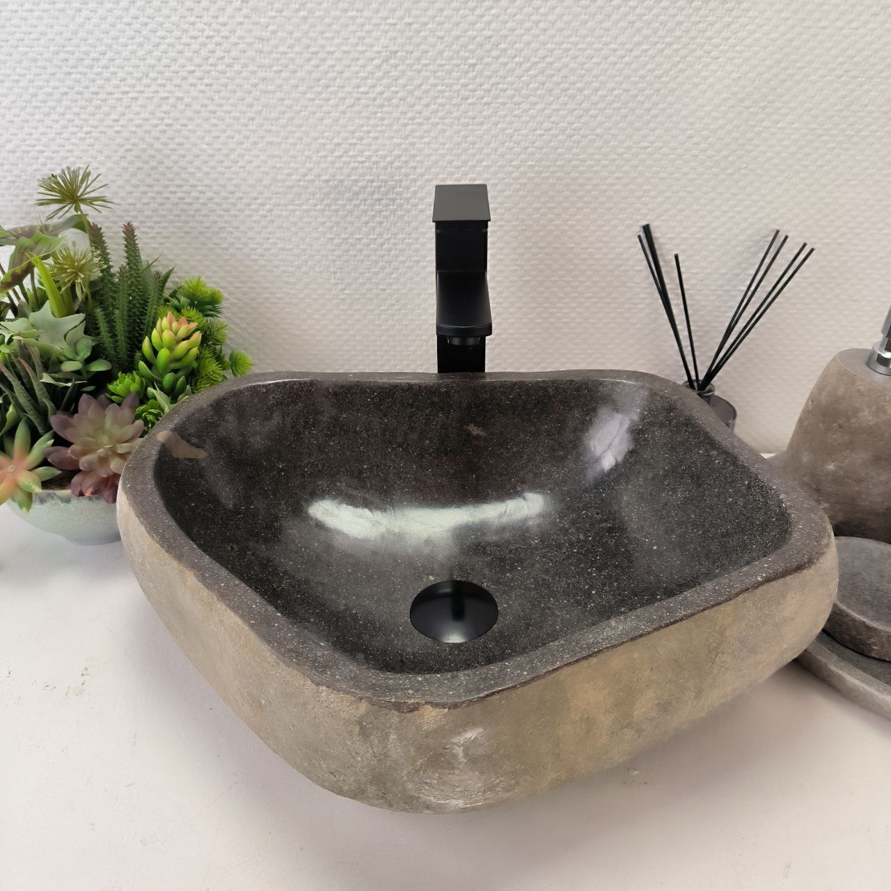 6tcveaje3gag6b4bzlvlae93w0phe4cn