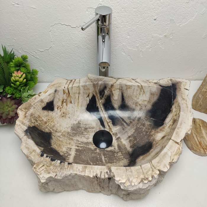 8pttzqhpyx4roedixnvh53djmeunvr6p