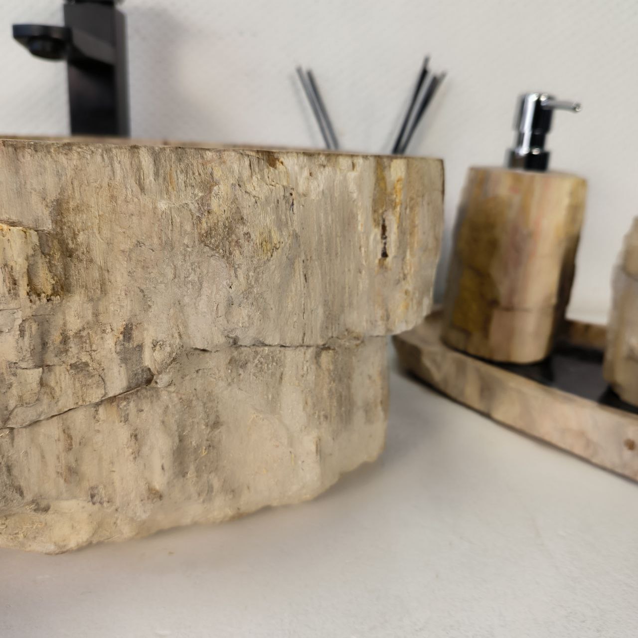 gy9m7lxkv5f8of0wsugdbn0u45y230oa