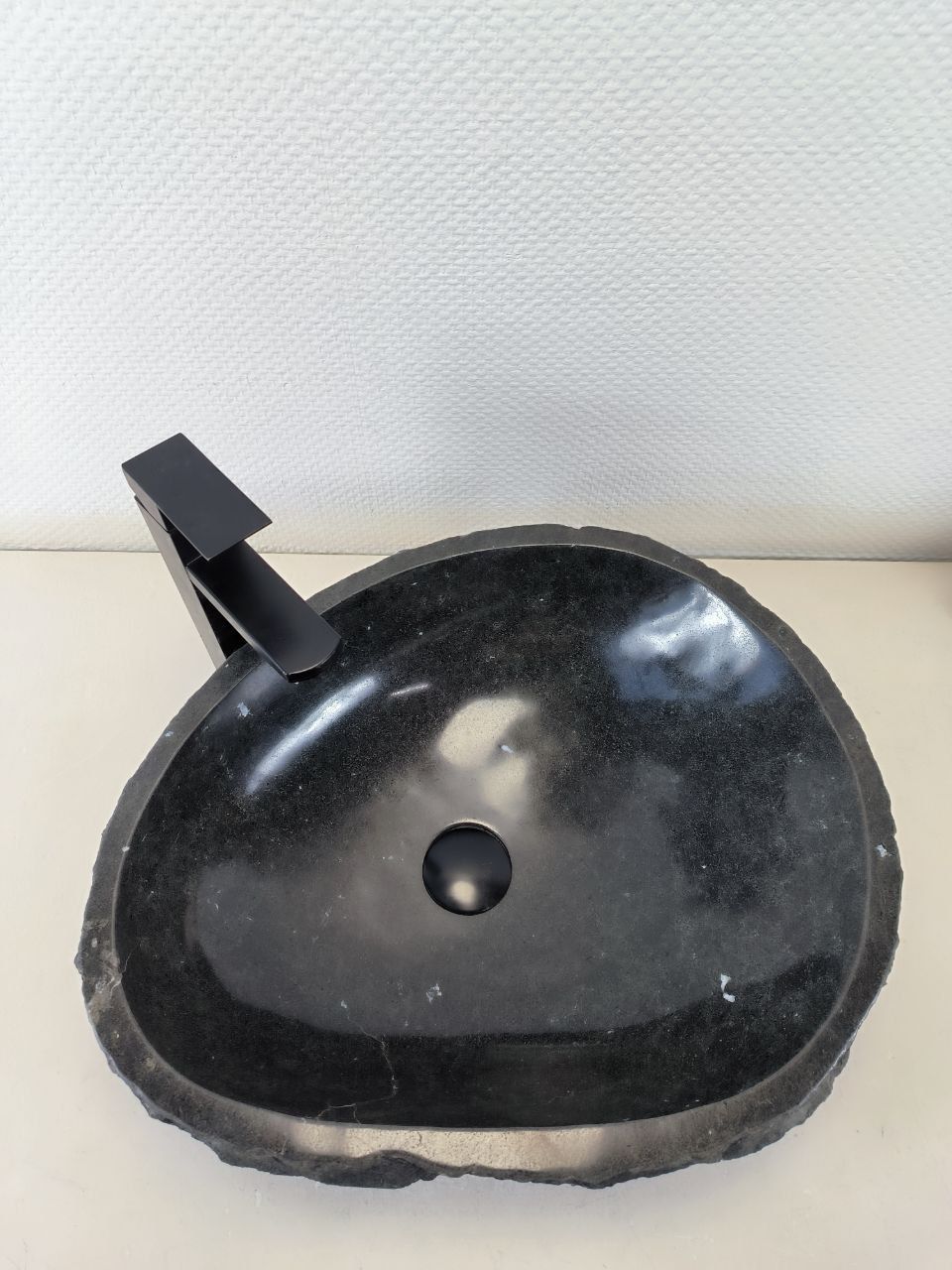 Раковина из андезита Erozy Black EA-66234 50х43х15 из натурального камня