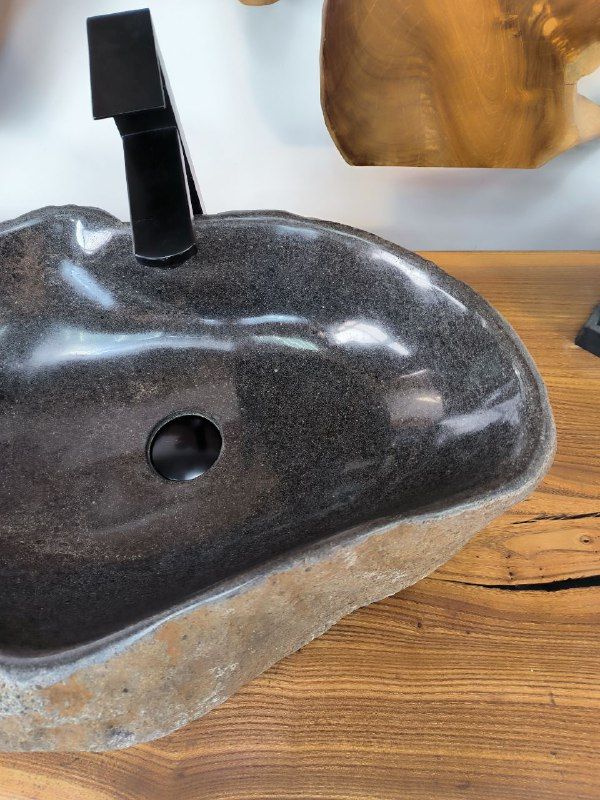 Раковина из речного камня RS-66656 56х40х15 из натурального камня