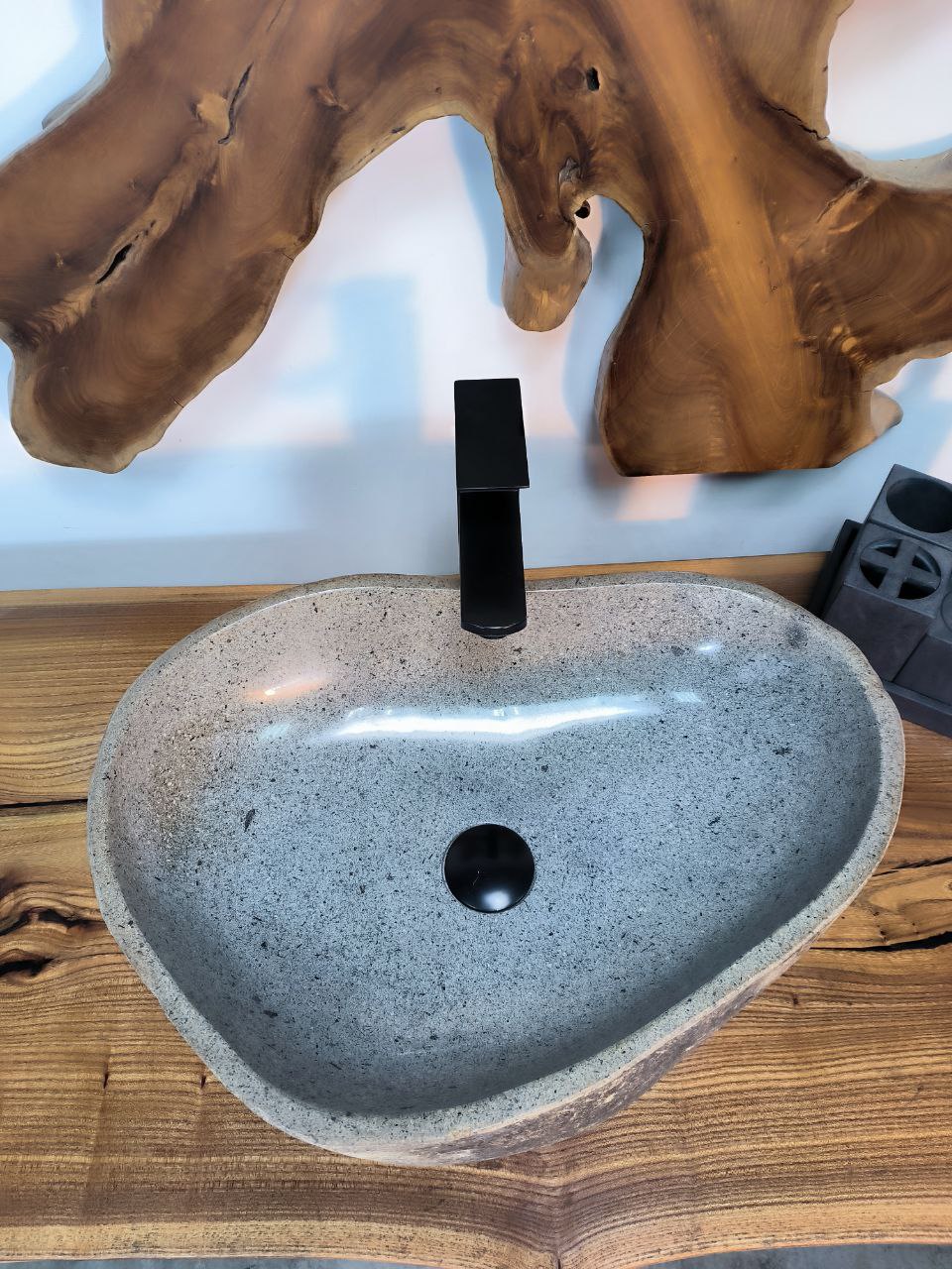 0302c811-178d-429b-89df-364f019c761c