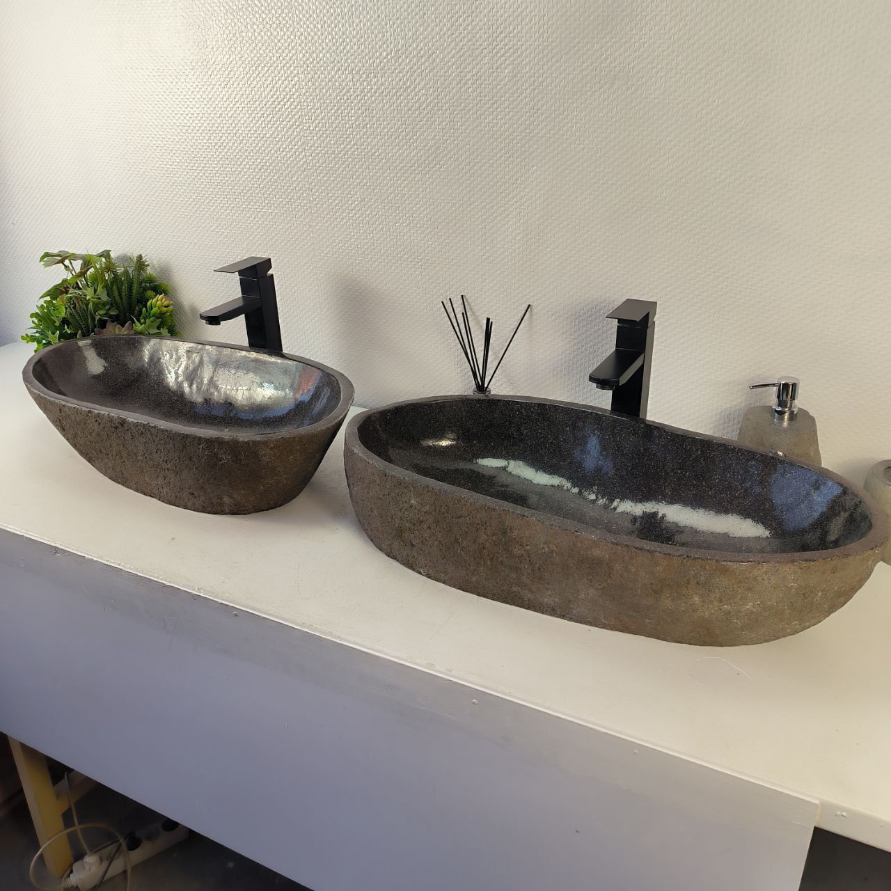 Раковина из речного камня ПАРА! RS-65333 67*33*15 0866