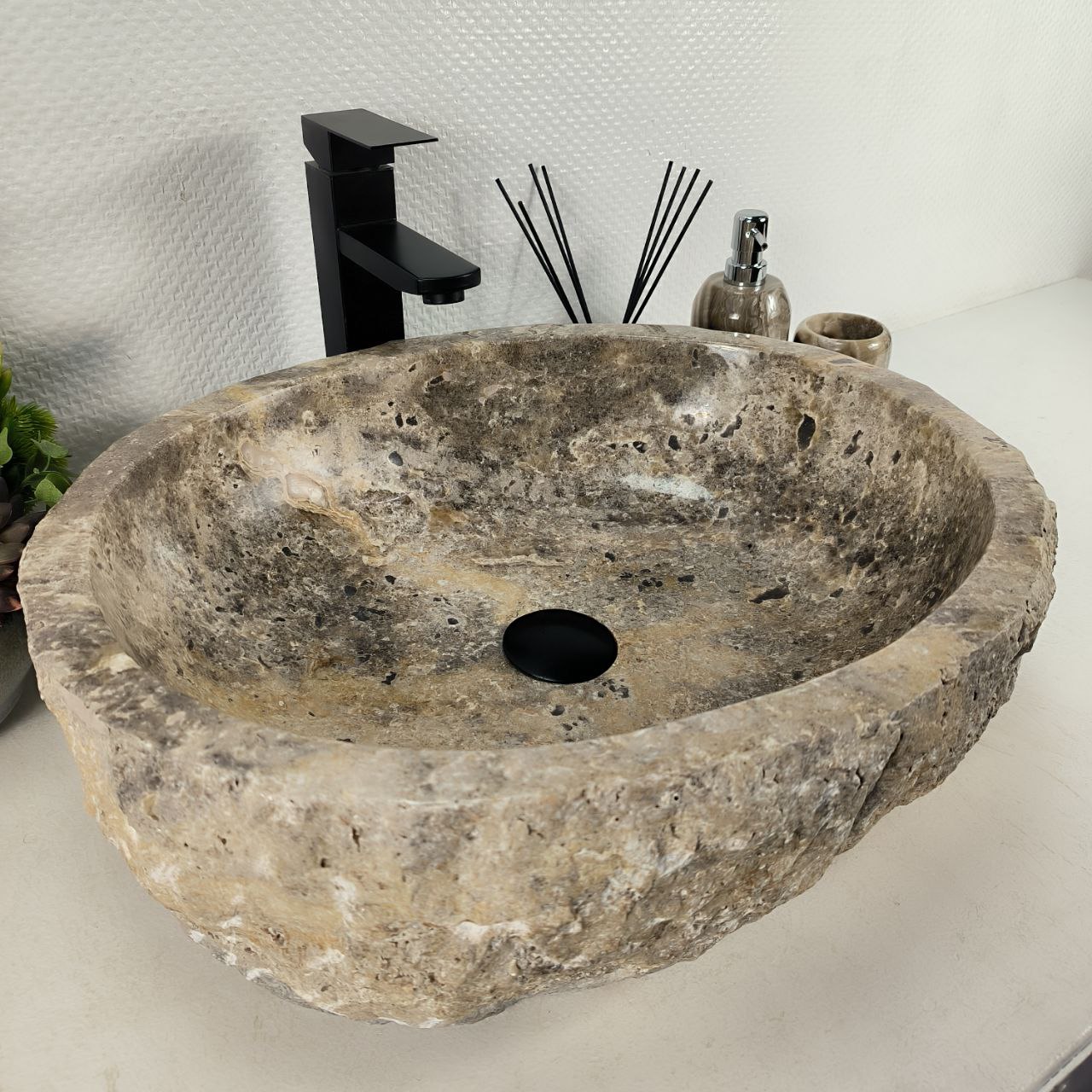 cn1thd2e9ggl1yhziox0ocueks9006sr