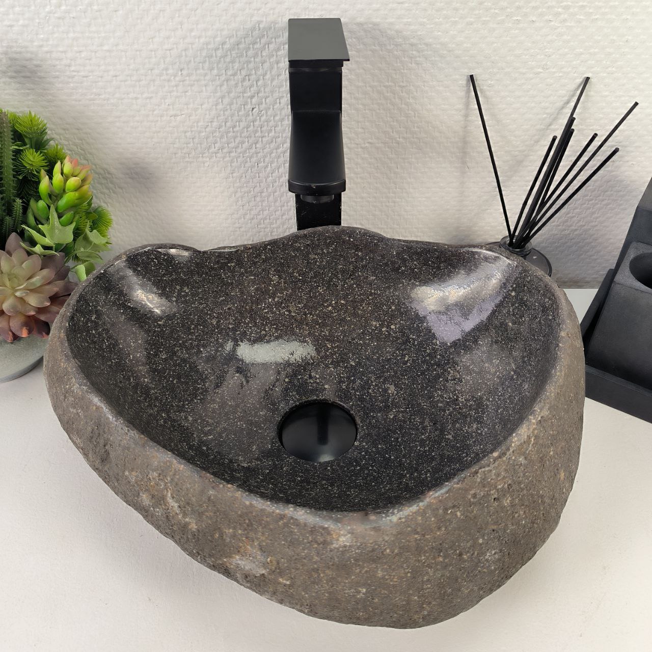 5tol02n86t2hy2ng0mpcby5y7l974v1r