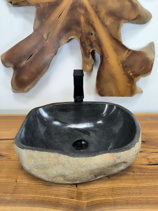 0e6b3360-7684-445e-aa93-465394f2e3e5