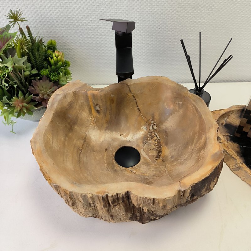 zujlue4s9zo1kkejopl1584w5w8y33nw