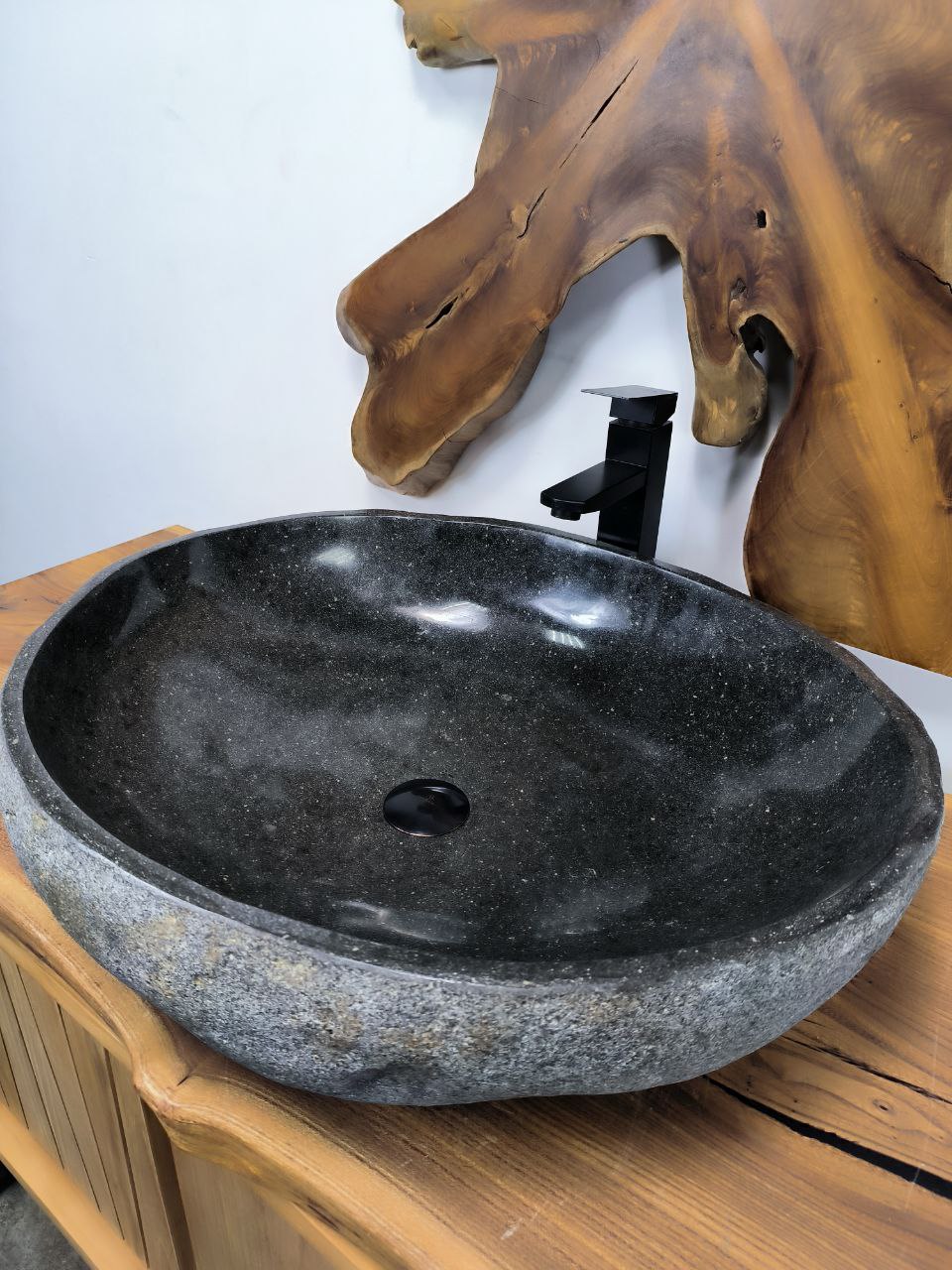 03bc131d-bb2b-414d-8cb1-13acf6e1d734