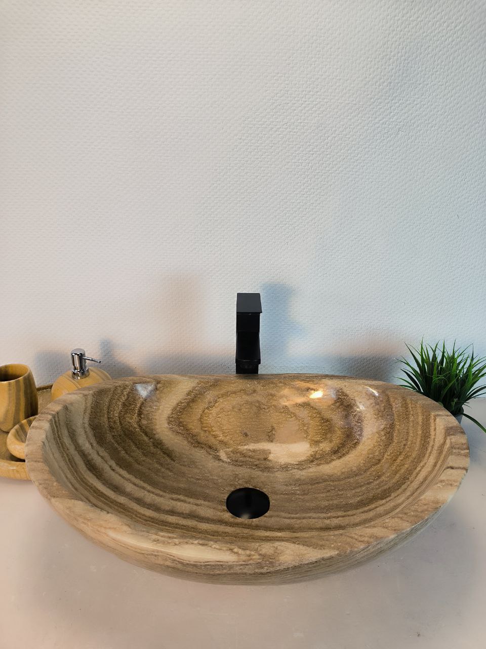 74edb7ff-3cb8-4f40-b6cf-73980dddc3df