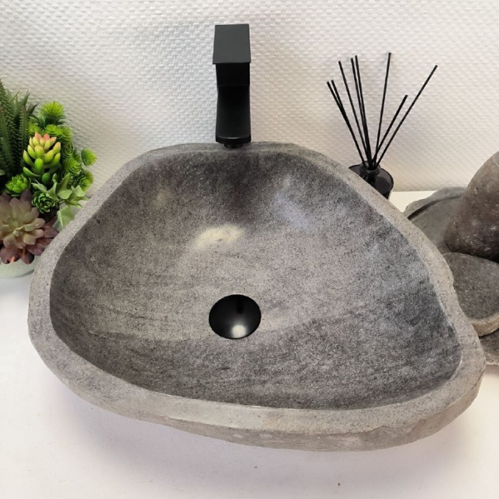 1ym1wl5jzcv3b9eekd11t8vj9gz1jirp