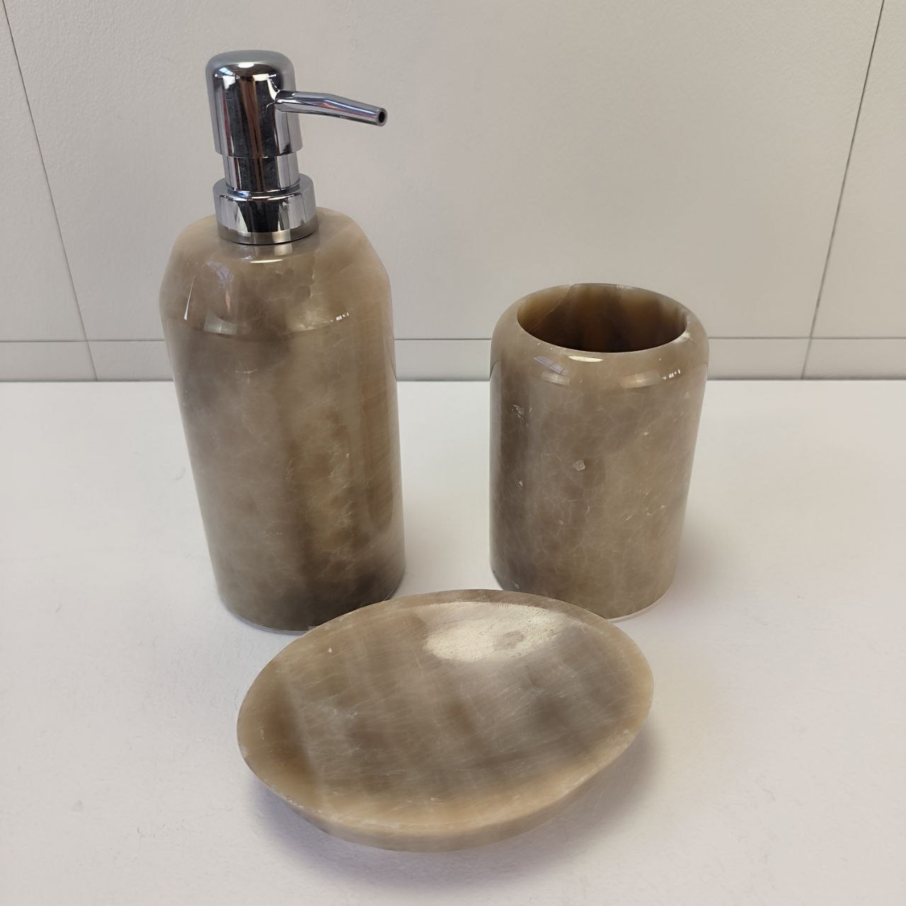 7huuciegfadc0az395bjan1angho6qb7