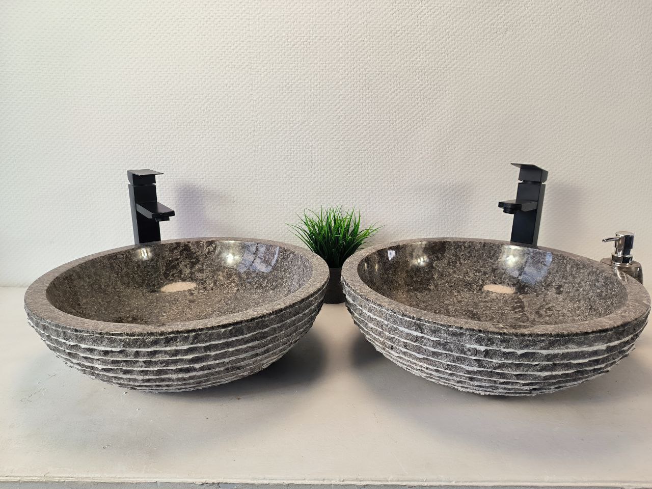 photo_2025-04-11_17-15-33