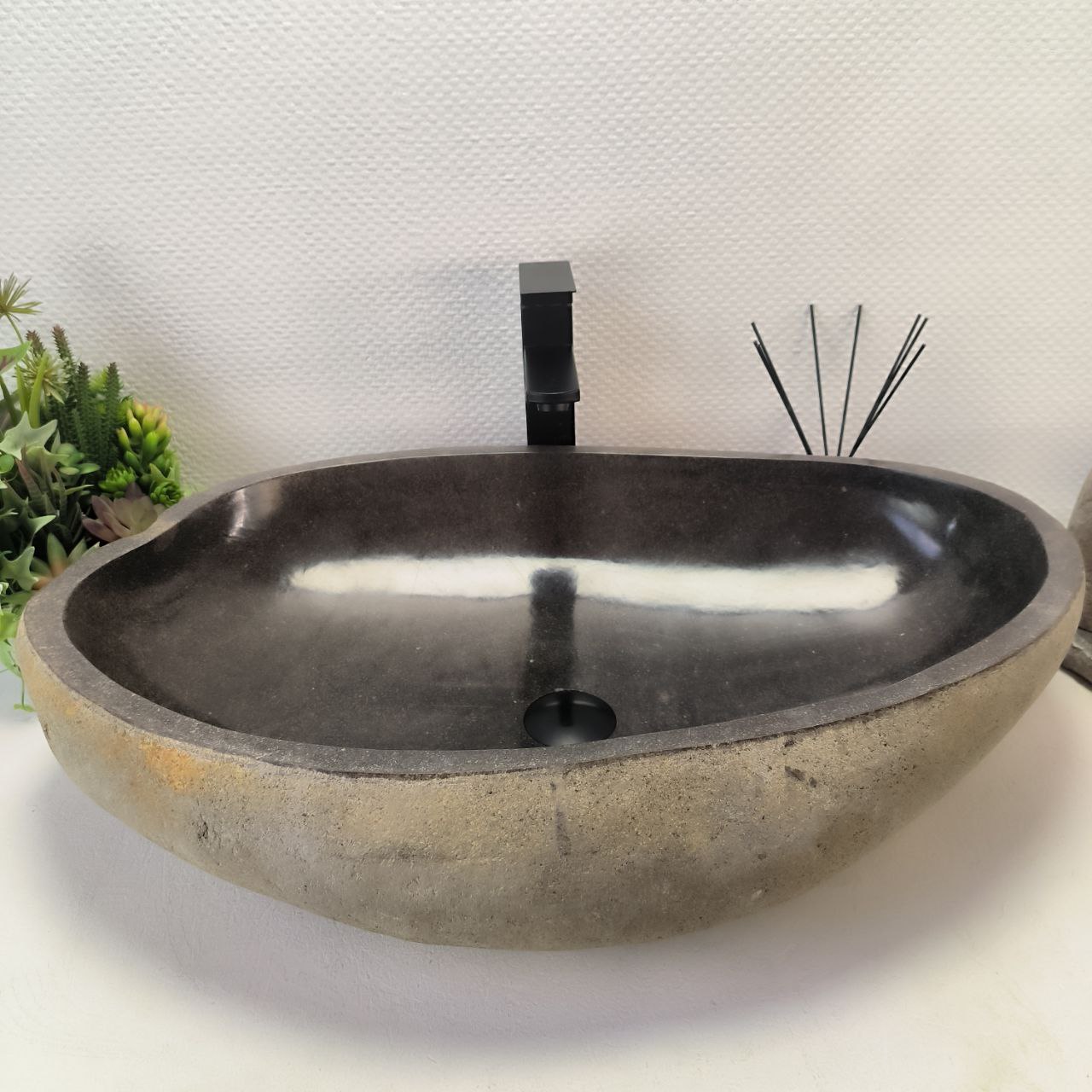 3c633gwlh187swjsph9imj2t1tifs54i