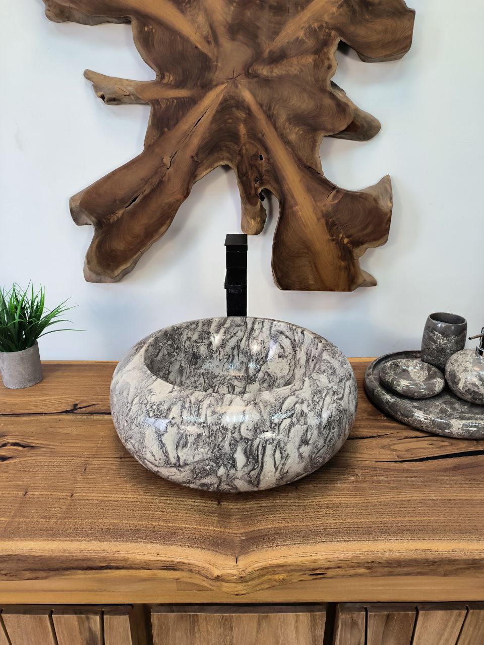 photo_2025-05-17_12-38-54