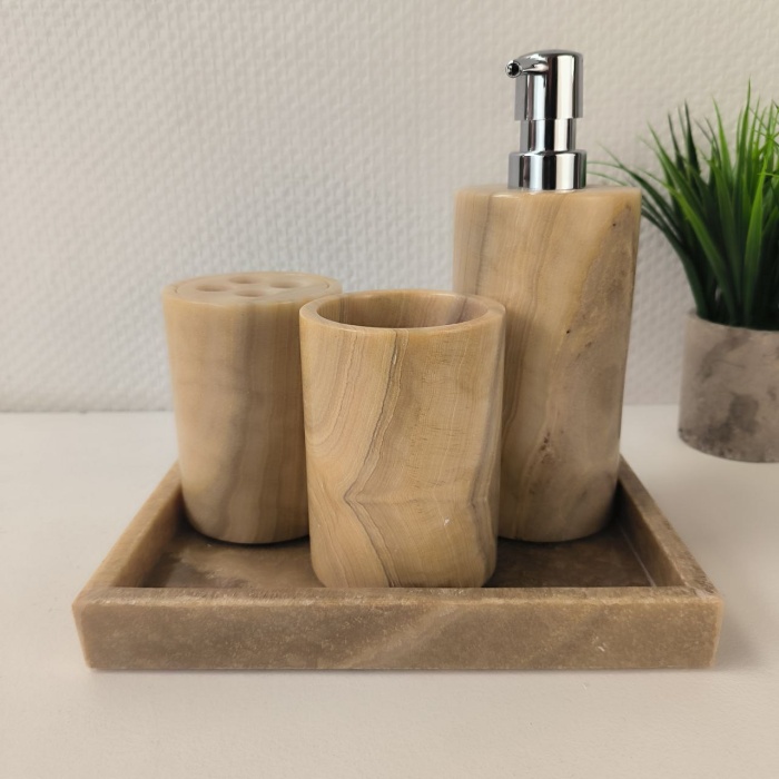 rju46r0vk8p9m2ztocmcua5xlnzoxwoj