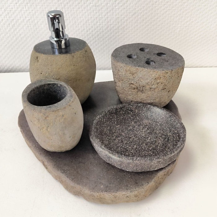 amy0m4fq6lhopqhecyqgtg4n0afq13up