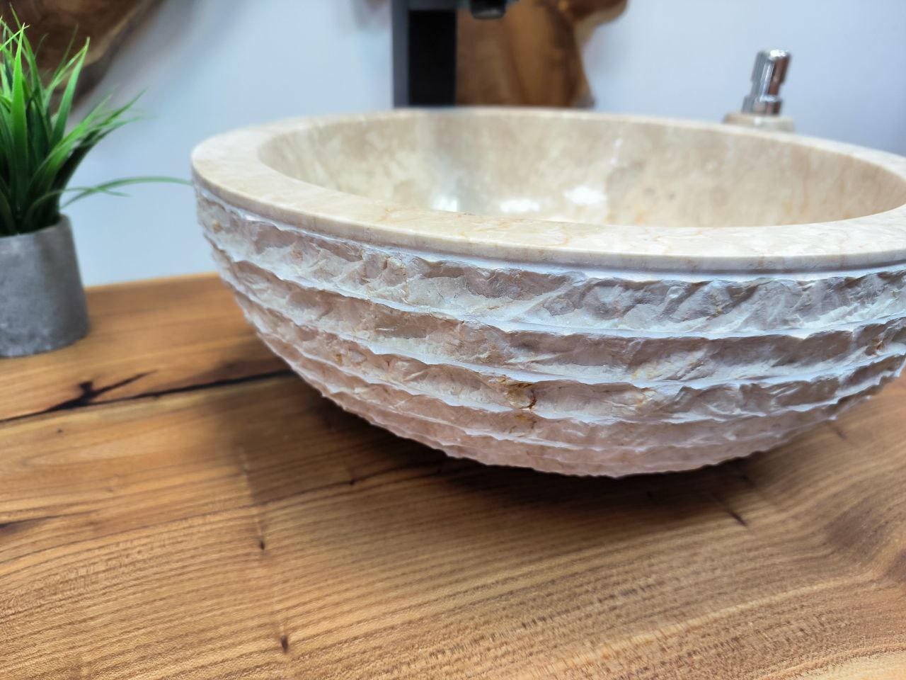 photo_2025-05-14_14-05-00