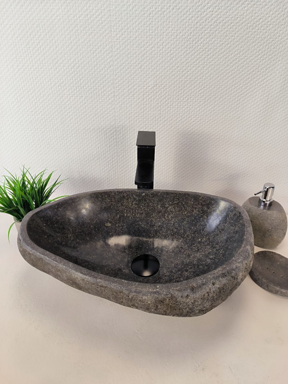 Раковина из речного камня RS-65993 50х33х15 из натурального камня
