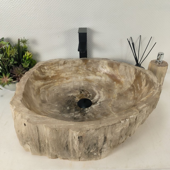 ob6fkmdjupk3r7kzn2t71a73ze9edxw2