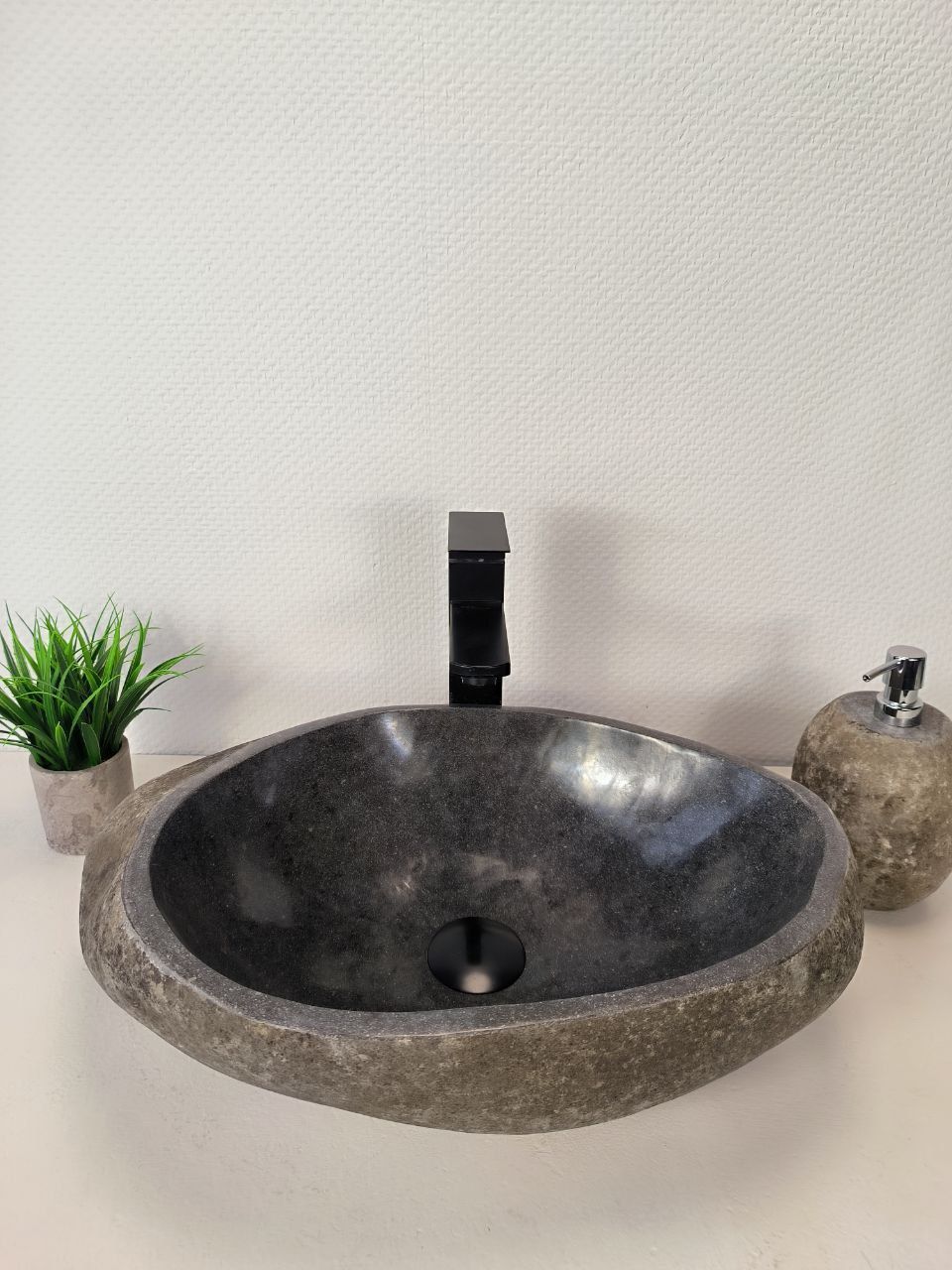 Раковина из речного камня RS-66000 50х33х15 из натурального камня
