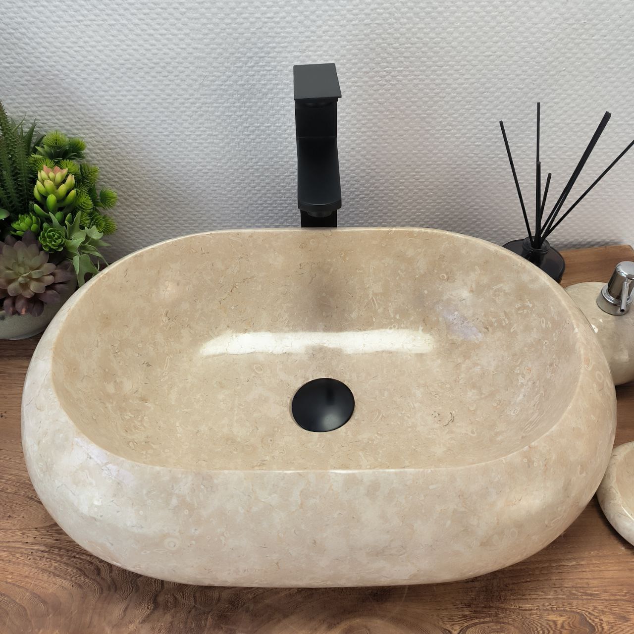 08unvmlayp4soeevt2uep5u5wbiap714